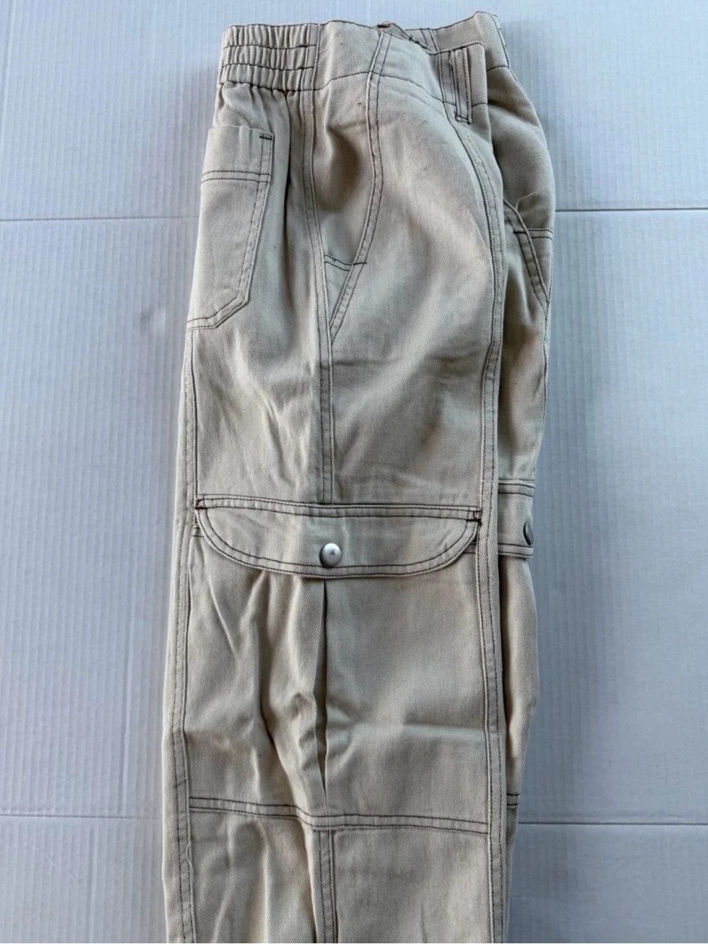 RSQ Women's Light Beige Cargo Jeans with Flap Pockets
